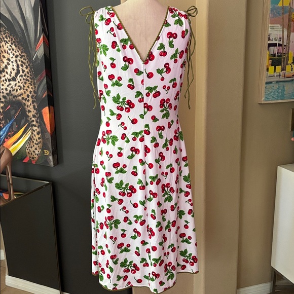 Pinup Couture Dress - Picture 6 of 7